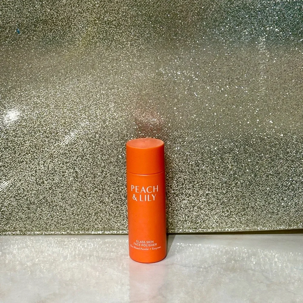 5 for $25 item 🌺 Mini Peach & Lily Glass Skin Face Polisher